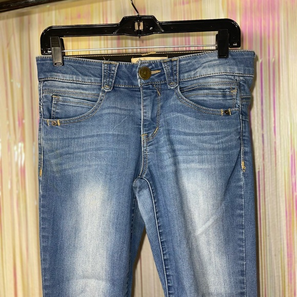 Democracy Skinny Jeans - Picture 4 of 5